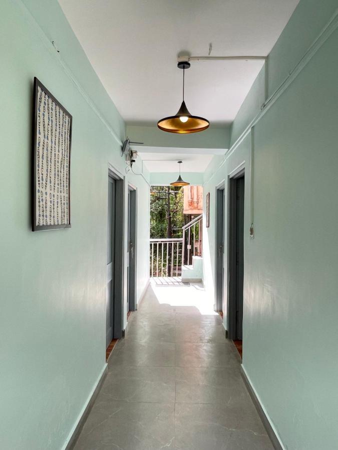 Eevolve Dharamkot - An Eco Hostel McLeod Ganj Ngoại thất bức ảnh