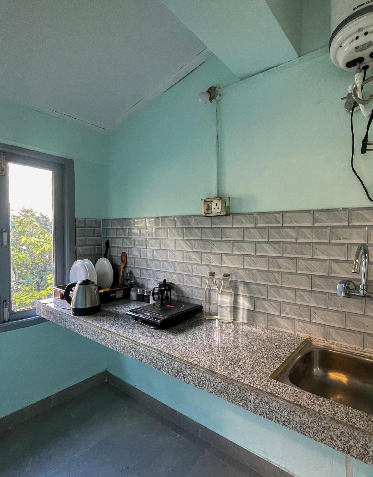 Eevolve Dharamkot - An Eco Hostel McLeod Ganj Ngoại thất bức ảnh