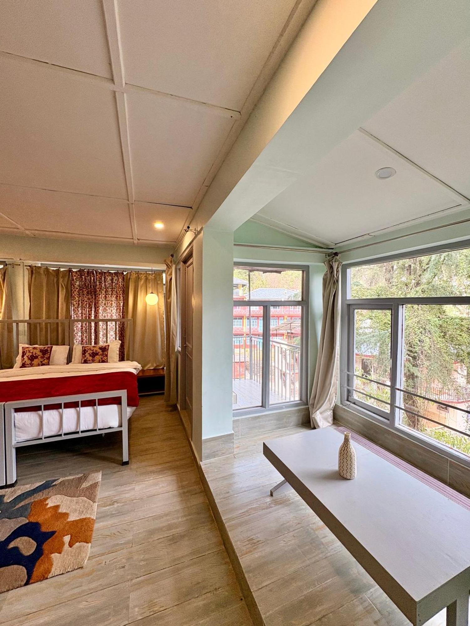 Eevolve Dharamkot - An Eco Hostel McLeod Ganj Ngoại thất bức ảnh