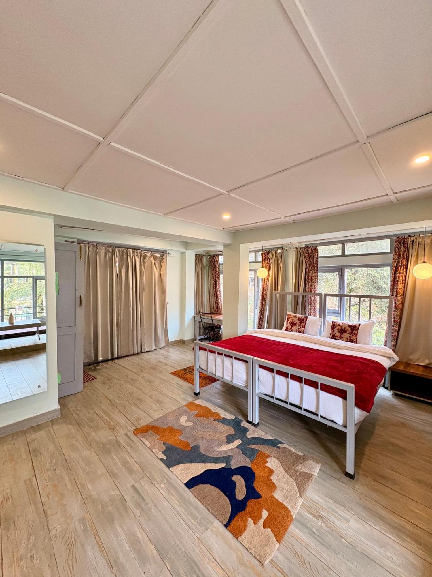 Eevolve Dharamkot - An Eco Hostel McLeod Ganj Ngoại thất bức ảnh